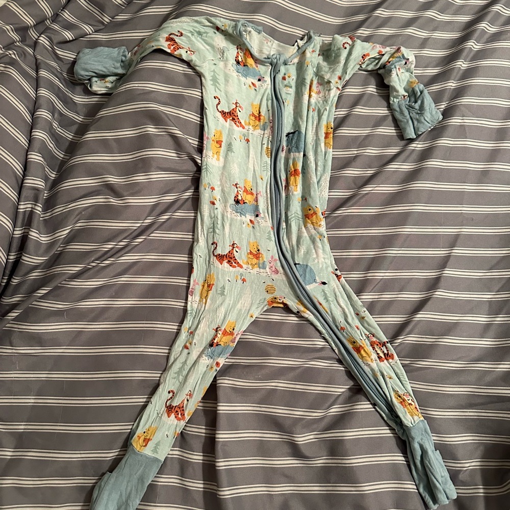 Pooh and friends little sleepies 12-18 months